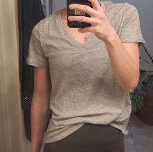 Reformation NWT heather gray vintage v-neck short sleeve t-shirt size small